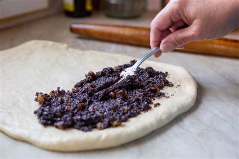 Detailná príprava makovej plnky do štedráka.