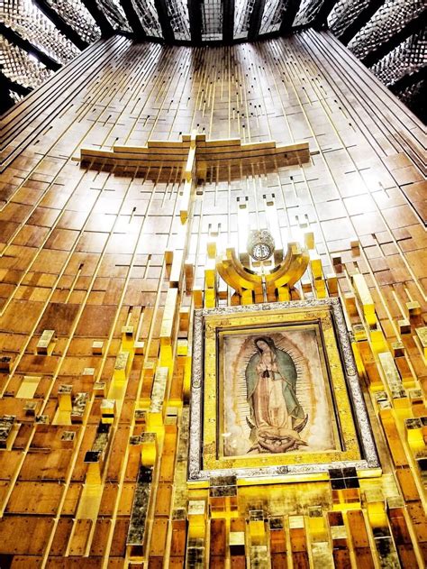 Fotografia súčasnej Baziliky Panny Márie Guadalupskej v Mexico City