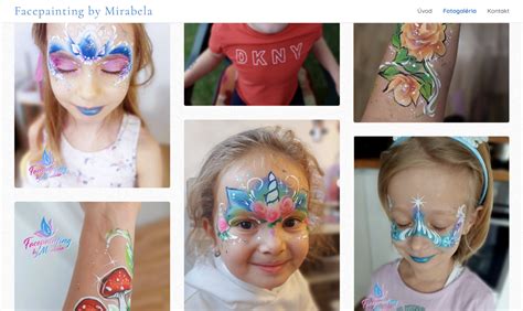 Ilustračná fotografia rôznych kreatívnych potrieb pre deti, ako sú farby na tvár, plastelína a omaľovánky.