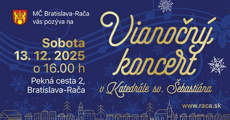 Interiér historickej budovy pripravený na vianočný koncert vážnej hudby