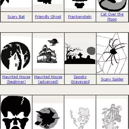 Tematické foto: Halloweenske vyzdobené okno s vystrihovačkami tekvíc, netopierov a duchov