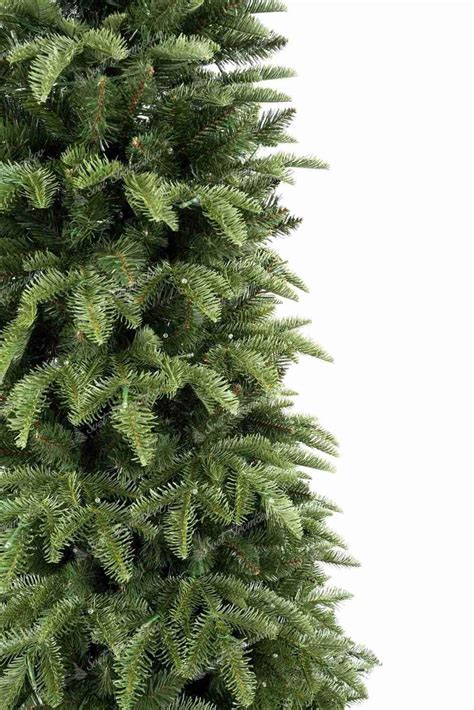 Detail na 3D umelý vianočný stromček s realistickým ihličím.