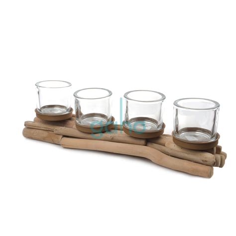 Podlhovastý adventný veniec z pohárov