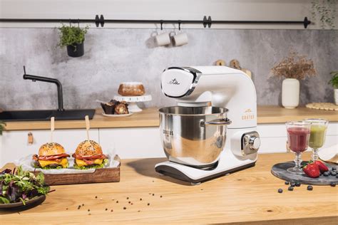 moderný kuchynský robot