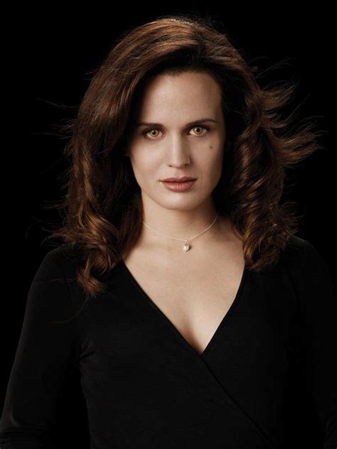 Portrét Elizabeth Anne Reaser v role Esme Cullen