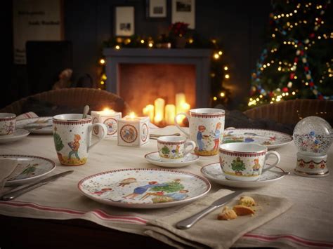 ilustrácia vianočného porcelánu Rosenthal s motívmi vianočných svetielok