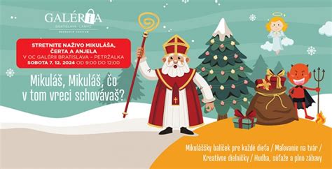 Tematické foto Mikuláša s deťmi, rozdávajúceho darčeky