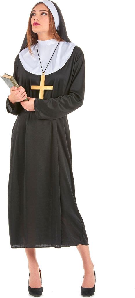 Tematické foto: Klasický kostým mníšky