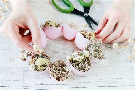 Mini veniec z vaječných škrupín