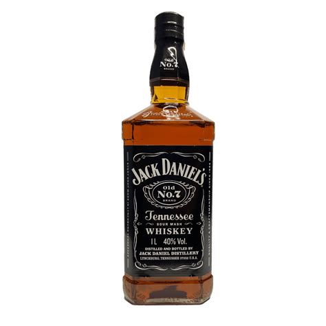 Tematické foto whisky Jack Daniel’s s ikonickou fľašou
