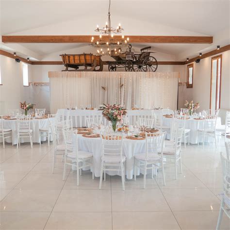 Fotka elegantného svadobného candy baru