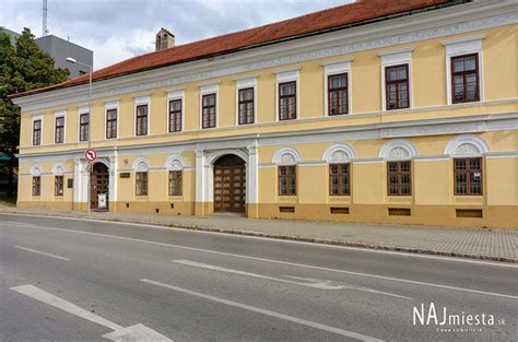 Exteriér Boutique Hotel Empress v Rožňave