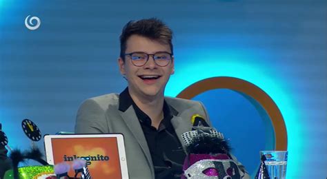 Gregor Miler so seriálovou rodinou z 