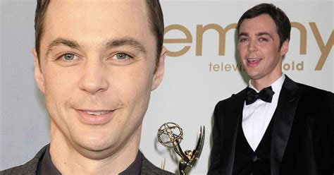 Jim Parsons s cenami Emmy a Zlatý Glóbus