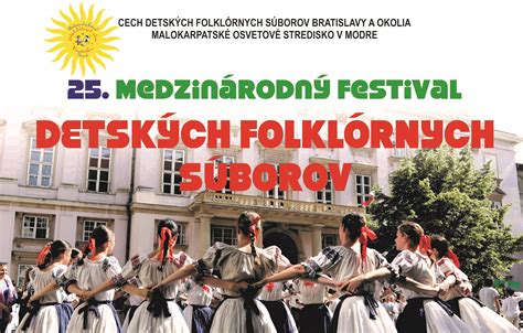Archívne fotografie z činnosti matičiarov a miestnych folklórnych súborov
