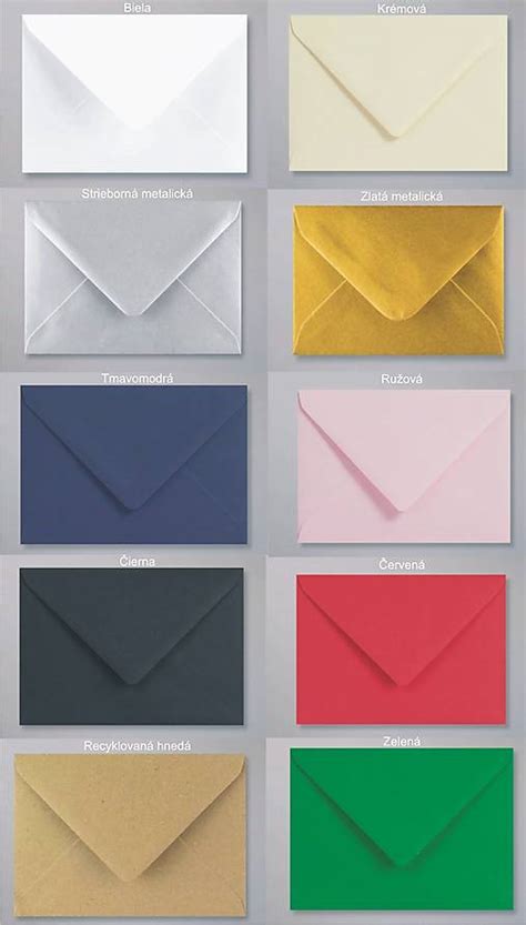 Detailný pohľad na rôzne dizajny pozvánok s Myškou Minnie a ich príslušenstvo (obálky)