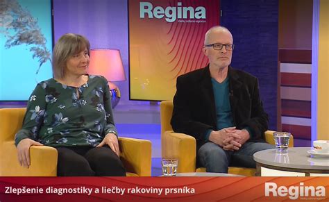 Archívna fotografia Andreja Bičana počas moderovania televíznej relácie