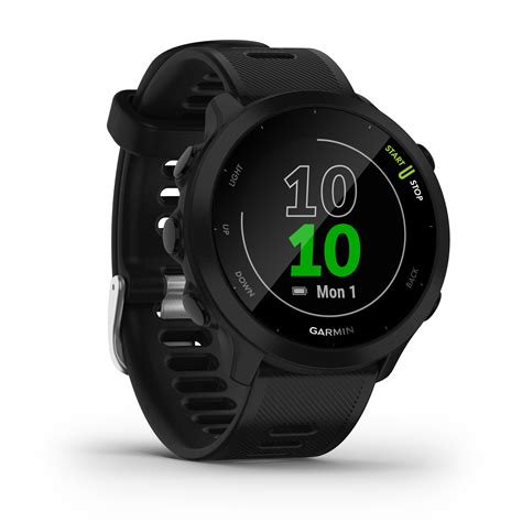 Infografika zobrazujúca tréningové metriky Garmin Forerunner 55