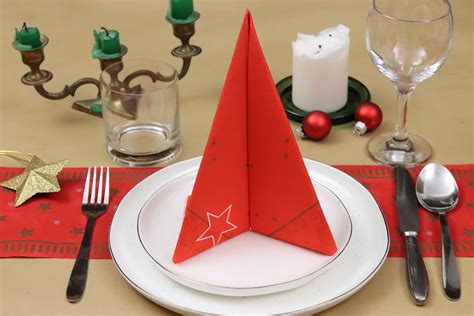 Príklady sezónnych dekorácií na slávnostný stôl