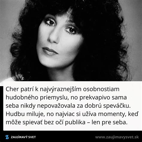 fotografia dievčaťa s jemným, prirodzeným výrazom