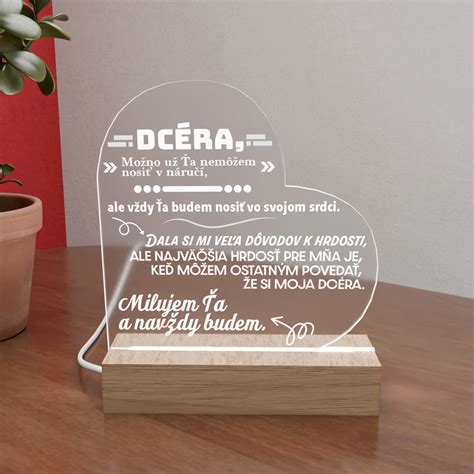 ilustrácia darčeka s venovaním alebo gravírovaním
