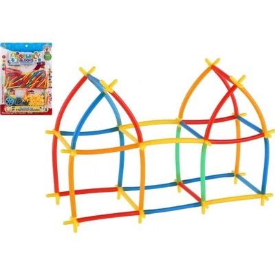 Kreatívna stavebnica zo slamiek, ktorá umožňuje deťom stavať rôzne objekty a rozvíjať fantáziu.