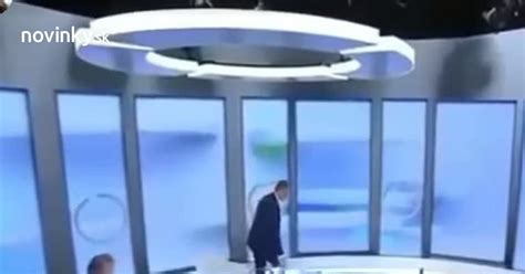 Tematická fotografia svadobného páru v štúdiu televíznej relácie