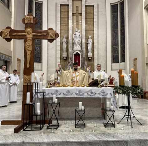 Ilustrácia: Cirkev ako zhromaždenie ľudí rôzneho pôvodu spojených vierou