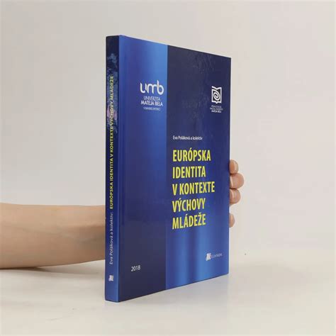 Ilustračná fotografia zachytávajúca umeleckú a ľudskú cestu v kontexte spoločenských zmien