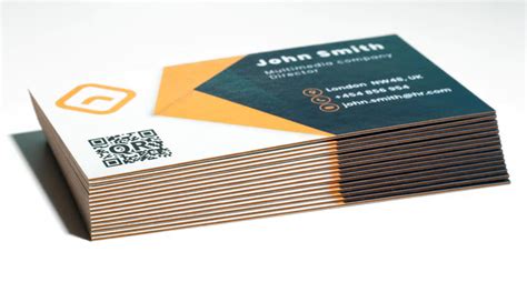 Ukážka rôznych typov papiera vhodných na tlač pozvánok