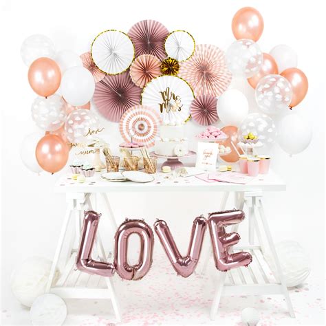 Pohľad: dekorácie a prostredie baby shower oslavy