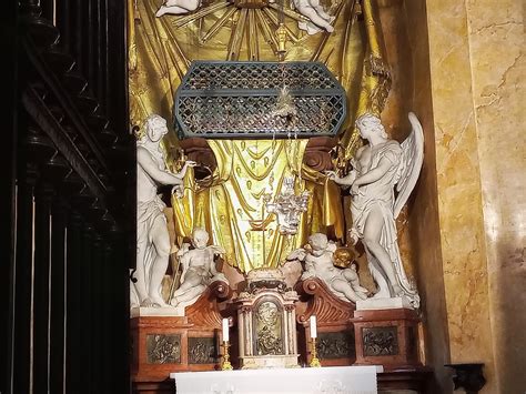 Dobové vyobrazenie korunovácie Maximiliána v Dóme sv. Martina v Bratislave