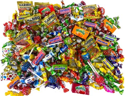 Ilustrácia rôznych druhov Haribo sladkostí, ktoré sa môžu nachádzať v kalendári