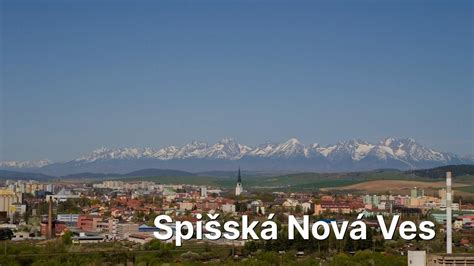Mapa vianočného trhu v Spišskej Novej Vsi s vyznačenými stánkami a pódiami