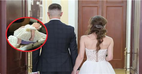 Fotografia: Svadobní hostia sa smejú počas prípitku