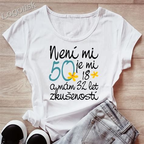 rôzne farebné varianty trička 