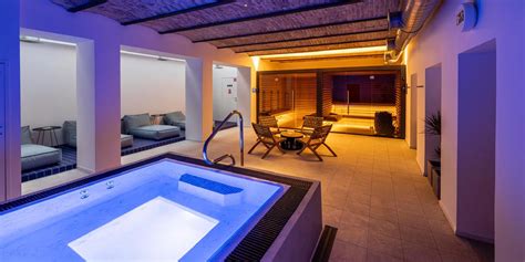 Interiér wellness zóny hotela Ostredok so saunami
