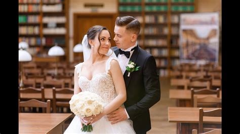 Tematická fotografia Prešova ako miesta pre svadbu, možno s historickou budovou v pozadí