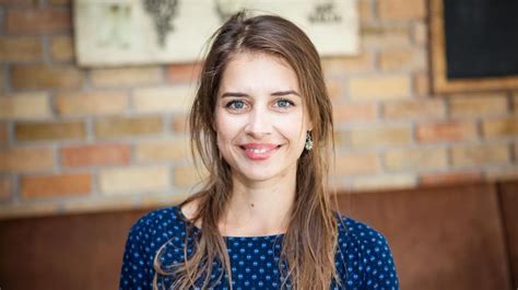 Sima Martausová vo videoklipe Podoby