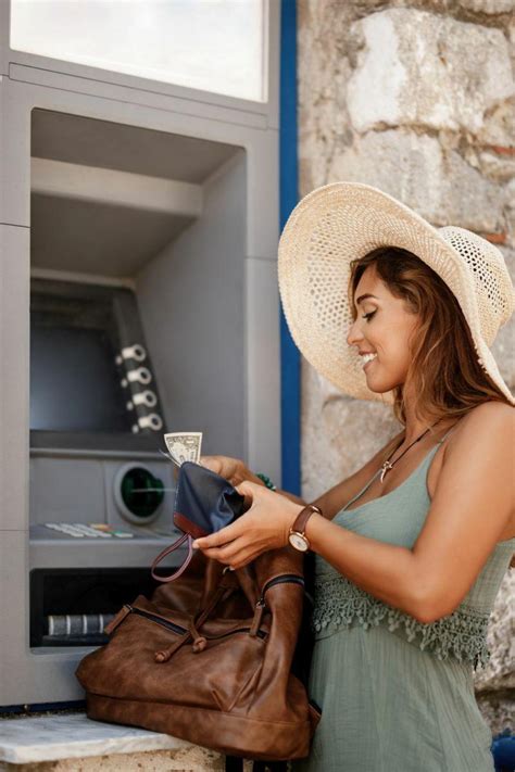 Ilustračná fotografia kolegov pri rozlúčke