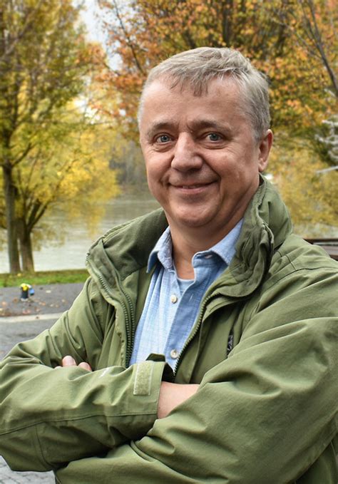 Tematické foto: Jozef Hlaváč ako biznis konzultant v korporátnom prostredí