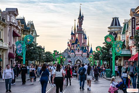 Mama Ježiak v Disneylande Paríž