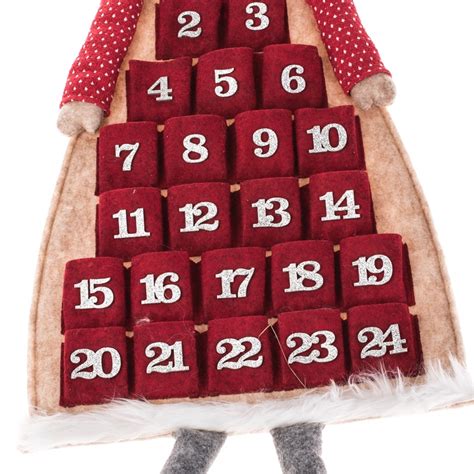 Vianočná výzdoba a adventný kalendár v priestoroch ZUŠ Jána Albrechta