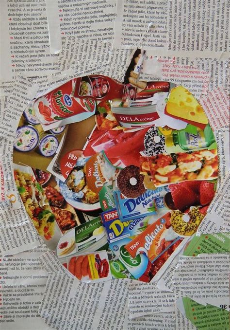 Foto dieťaťa strihajúceho obrázky jedla z časopisu a nalepujúceho ich na papier