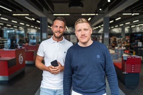 Ilustrácia kresťanských cností: láska, pokora, obeta