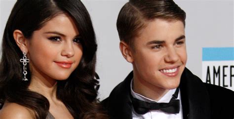 Ilustračné foto Justina Biebera a Seleny Gomez v čase ich najväčšej slávy