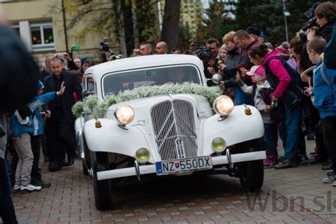 Fotografia: Peter Sagan prichádza na svadbu v zelenom trabante