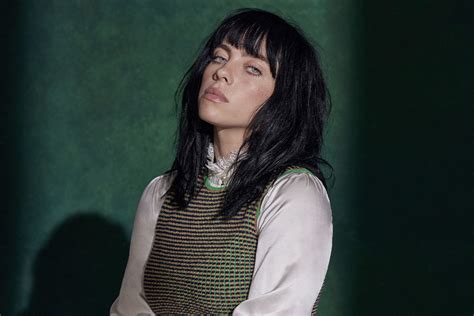 Billie Eilish počas odovzdávania cien
