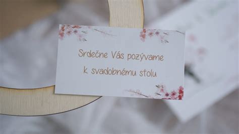 Svadobné oznámenie a pozvánka k svadobnému stolu