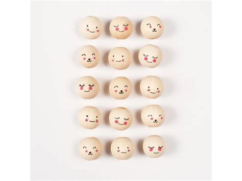 farebné papierové zajačiky s nalepenými očami a namaľovanou tvárou